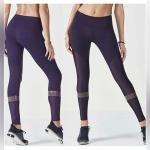 Fabletics Agnes Leggings, Eclipse, size M